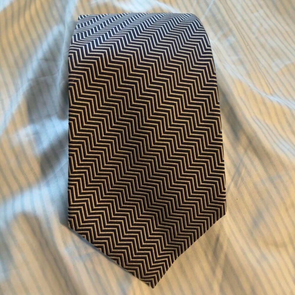 Polo by Ralph Lauren Blue and White Chevron Silk Necktie #preppy #classic